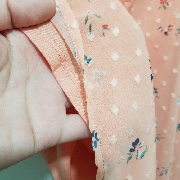 Lauren Conrad Floral Top - Picture 4 of 6